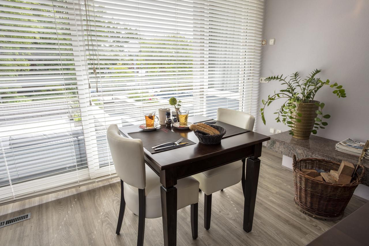 Lodgehotel De Lelie Makkum Luaran gambar